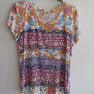 One World T-Shirt - Multicolor Floral - Short Sleeve Small (587)